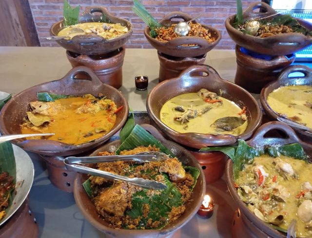 Rekomendasi Tempat Makan Keluarga di Kaliurang Jogja