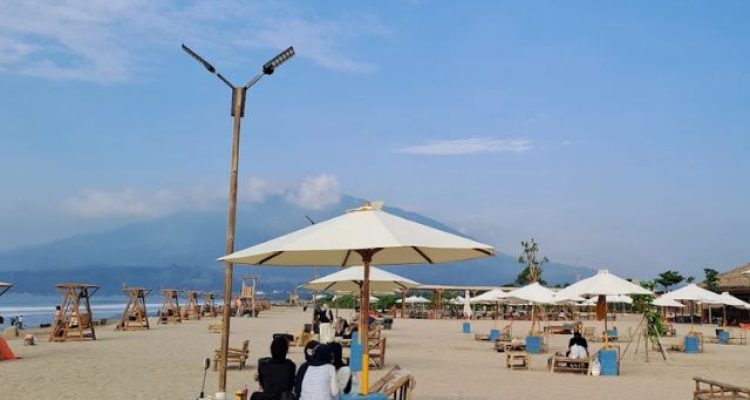 Review Pantai Senaya Beach Lampung Selatan 2026