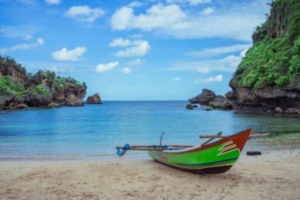Rekomendasi Wisata Murah 3 Pantai Gunung Kidul Jogja dalam 1 Hari