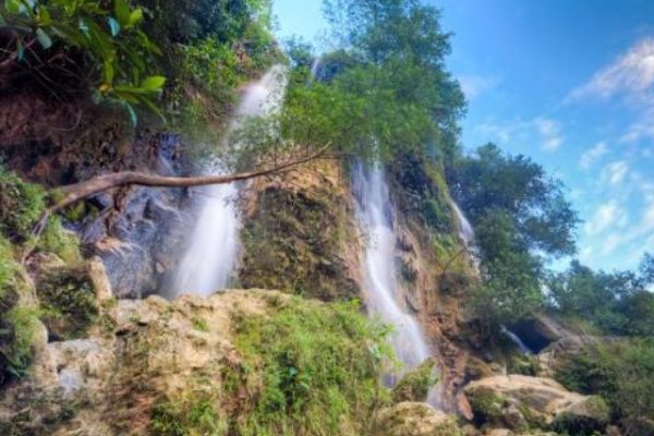 Review Air Terjun Sri Gethuk dan Gua Rancang Kencana