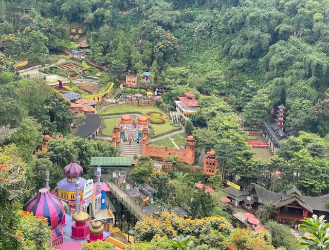 Wisata Viral Keliling Dunia di The Great Asia Africa Lembang Bandung