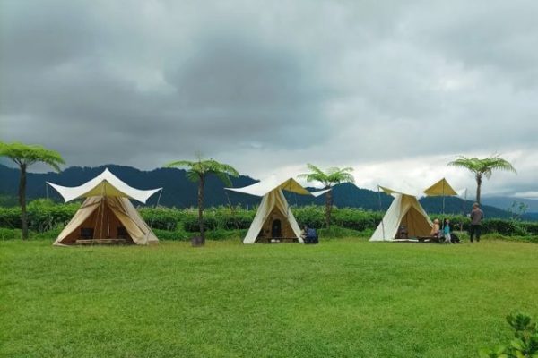 Bukit Rindu Ciater Subang, Rekomendasi Camping dan Villa View Gunung Tangkuban Perahu yang Lagi Hits