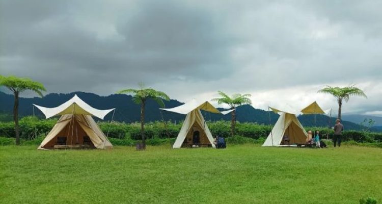 Bukit Rindu Ciater Subang, Rekomendasi Camping dan Villa View Gunung Tangkuban Perahu yang Lagi Hits
