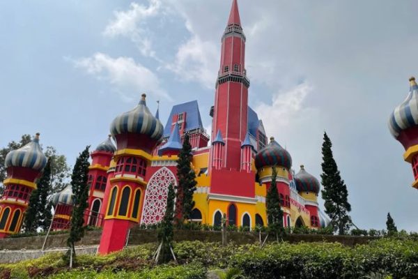 Review Lengkap Wisata The Castello Ciater Subang 2026