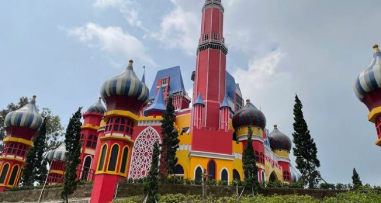 Review Lengkap Wisata The Castello Ciater Subang 2026