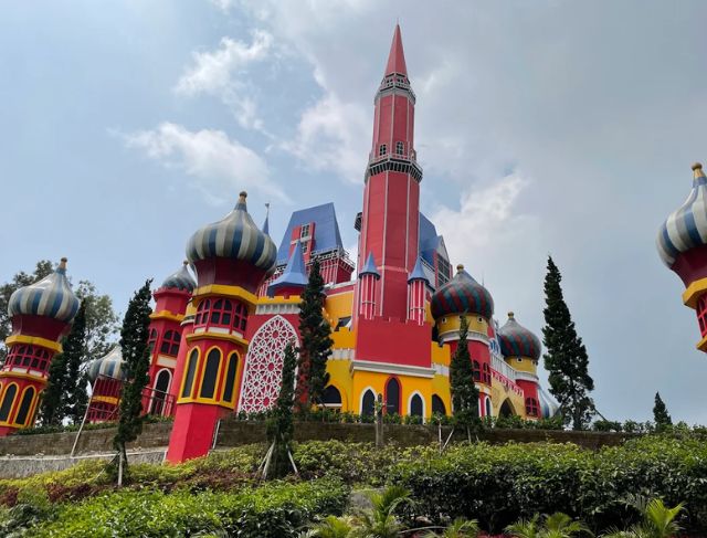 Review Lengkap Wisata The Castello Ciater Subang 2026