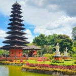 Taman Lembah Dewata Lembang Bandung, Wisata Nuansa Bali di Bandung dengan Danau Cantik dan Aktivitas Seru