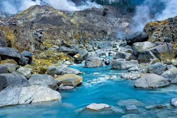 Tips Wisata Aman ke Kawah Ratu Gunung Tangkuban Perahu 2026