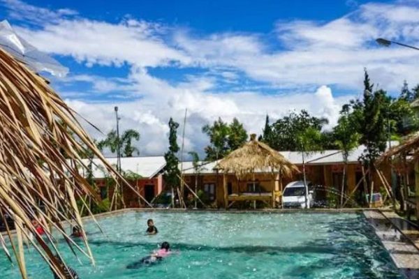 Villa DGYP Ciater Subang, Rekomendasi Villa Private Kolam Air Hangat Ciater Subang untuk Staycation Tenang dan Romantis