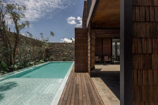 Rekomendasi Cabin Romantis di Bandung dengan Jacuzzi Private dan Kolam Renang Estetik