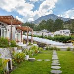 Cinze Villas & Hot Spring Kintamani, Penginapan Estetik dengan Pemandangan Gunung Batur dan Danau Batur yang Memukau