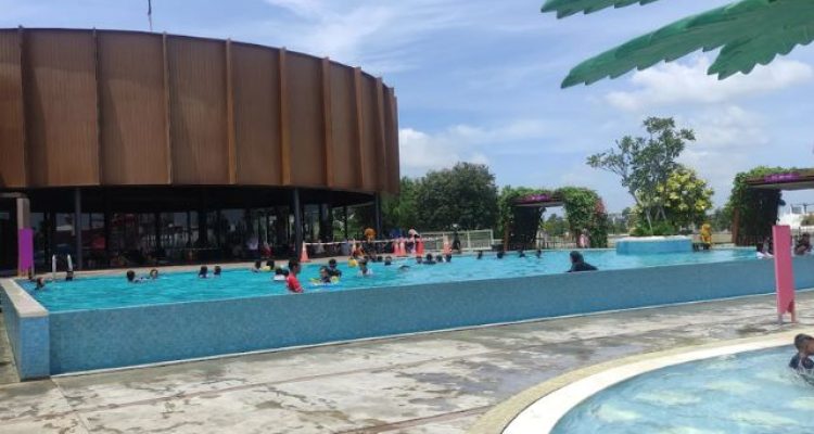 Haruma Bay Waterpark Bekasi, Wisata Air Murah dan Viral untuk Liburan Keluarga di Bekasi