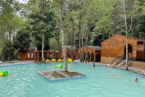 Punceling Park Ciwidey, Sensasi Berendam Air Panas di Tengah Hutan (Dulu Nimo Jungle Hot Spring)