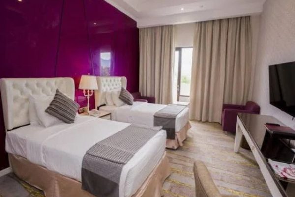 Sutan Raja Hotel Soreang Bandung, Hotel Keluarga dengan Pemandangan Pegunungan dan Kolam Renang Luas