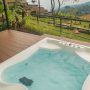 Review Villa Niis Kale Bandung, Villa Murah di Lembang dengan Jacuzzi Pribadi dan View Pegunungan