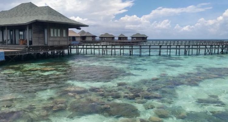 Grand Mega Diving Resort Karimun Jawa, Penginapan Ala Maldives dengan Laut yang Menakjubkan