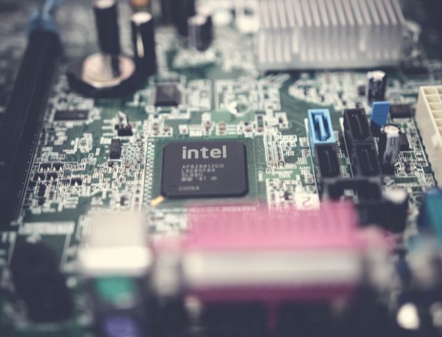 Mengenal Urutan Prosesor Intel