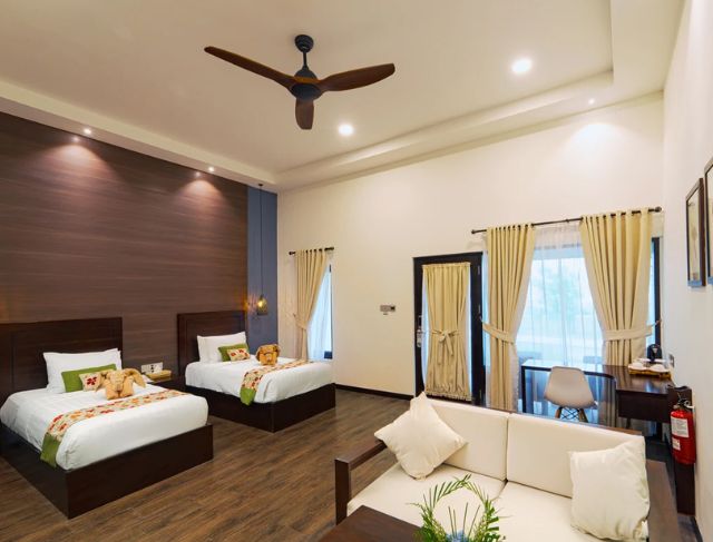 Review Mayangsari Beach Resort Bintan, Penginapan Tepi Pantai dengan Banyak Aktivitas Seru