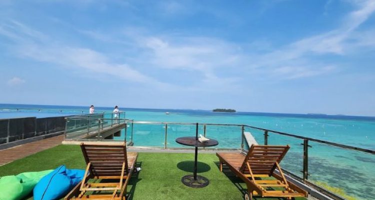Review Royal Ocean View Beach Resort Karimun Jawa, Hotel dengan Pemandangan Laut yang Memukau