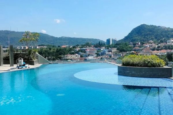 Review Santika Premiere Lampung, Hotel Nyaman Dekat Mall dengan Kolam Renang dan Sarapan Lengkap