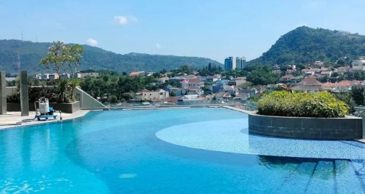 Review Santika Premiere Lampung, Hotel Nyaman Dekat Mall dengan Kolam Renang dan Sarapan Lengkap