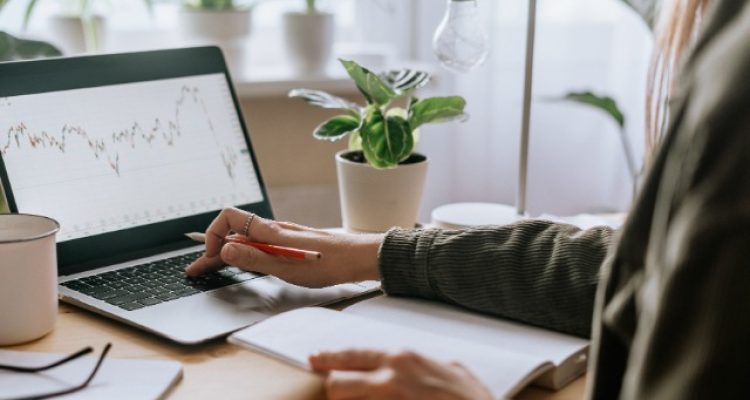 3 Buku Keuangan yang Bisa Mengubah Cara Mengelola Uang