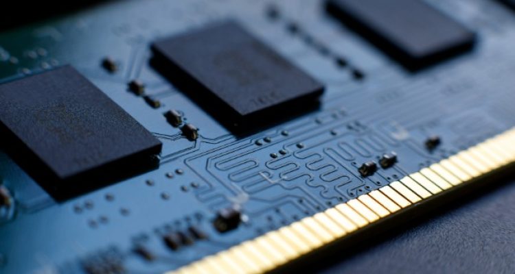 Berapa GB RAM untuk Gaming di 2026?