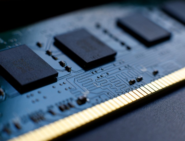 Berapa GB RAM untuk Gaming di 2026?